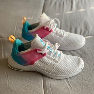 Nike Air (never worn size 7)